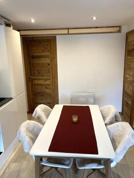 1650 Moriond - 2 Double Bedroom Near Snow Front Courchevel Bagian luar foto