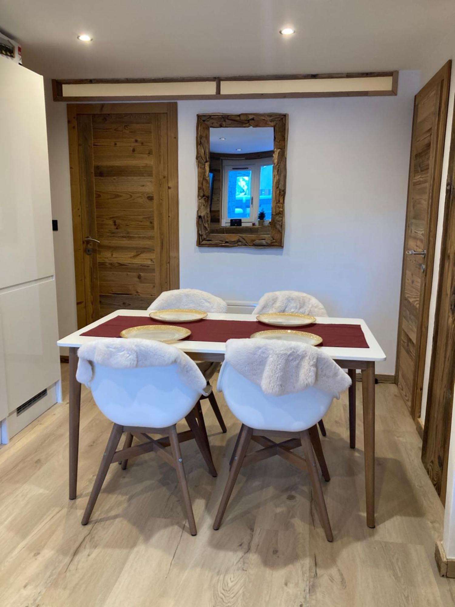 1650 Moriond - 2 Double Bedroom Near Snow Front Courchevel Bagian luar foto